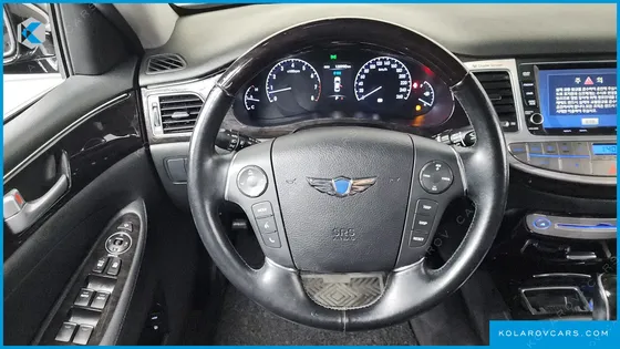 HYUNDAI GENESIS BH330 MODERN
