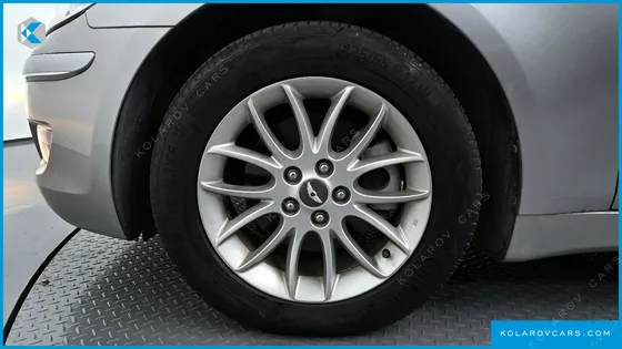 HYUNDAI GENESIS BH 330 LUXURY
