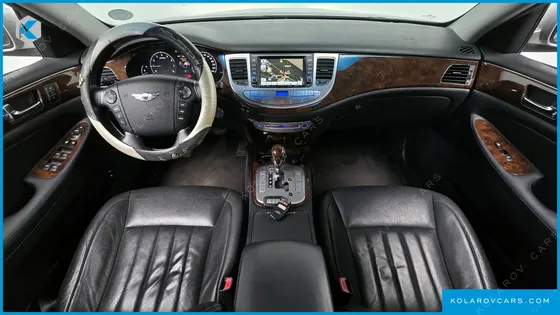 HYUNDAI GENESIS BH 330 LUXURY