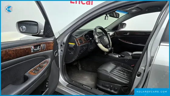 HYUNDAI GENESIS BH 330 LUXURY