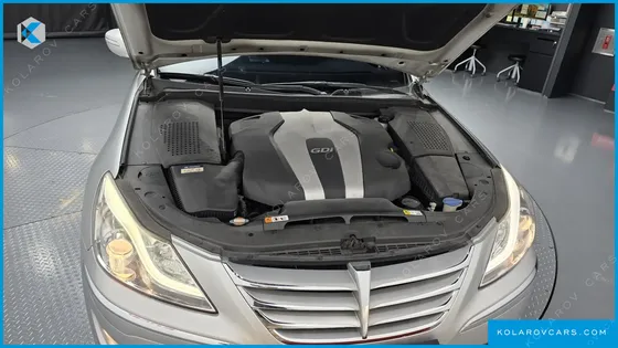 HYUNDAI GENESIS BH330 MODERN