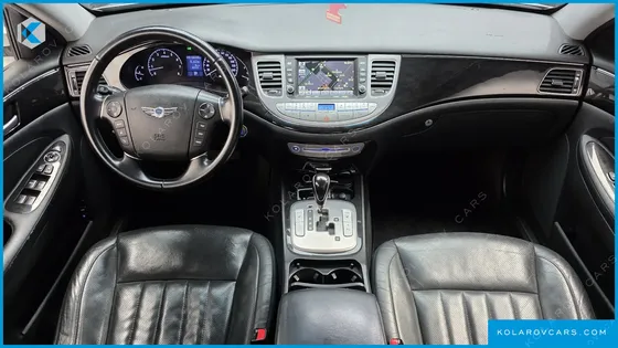 HYUNDAI GENESIS BH330 MODERN