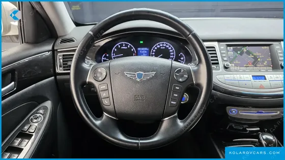 HYUNDAI GENESIS BH330 MODERN