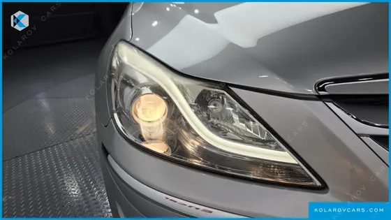 HYUNDAI GENESIS BH330 MODERN