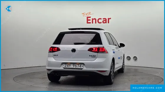 VOLKSWAGEN GOLF 2.0 TDI PREMIUM