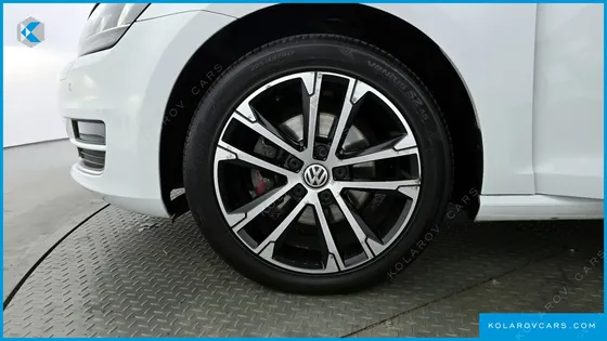 VOLKSWAGEN GOLF 2.0 TDI PREMIUM