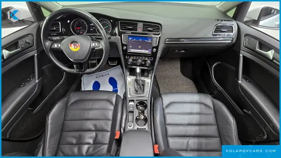 VOLKSWAGEN GOLF 2.0 TDI PREMIUM