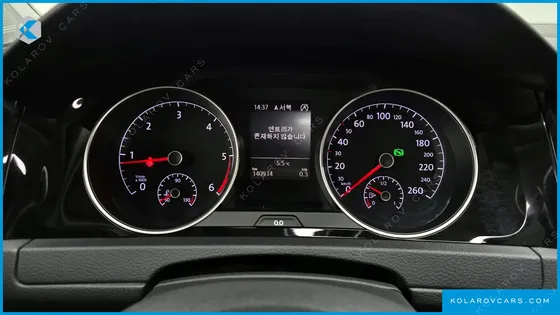 VOLKSWAGEN GOLF 2.0 TDI PREMIUM
