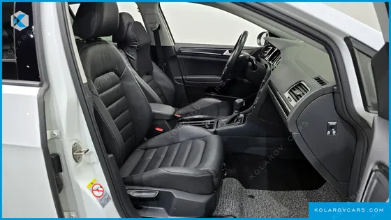 VOLKSWAGEN GOLF 2.0 TDI PREMIUM