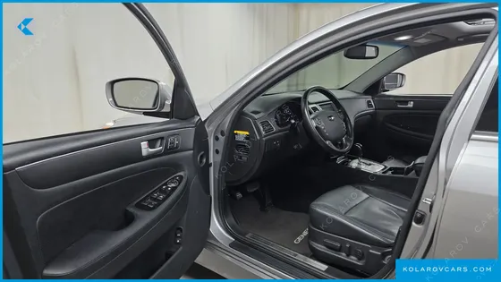 HYUNDAI GENESIS 3.8 EXPORTED
