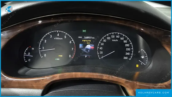 HYUNDAI GENESIS BH 380 ROYAL