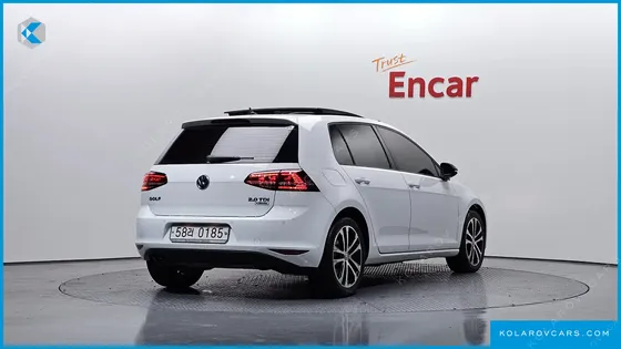 VOLKSWAGEN GOLF 2.0 TDI PREMIUM