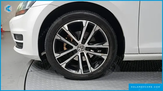 VOLKSWAGEN GOLF 2.0 TDI PREMIUM