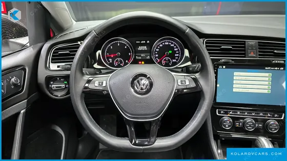 VOLKSWAGEN GOLF 2.0 TDI PREMIUM