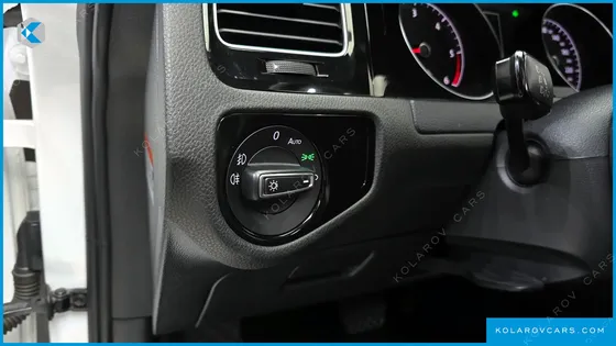 VOLKSWAGEN GOLF 2.0 TDI PREMIUM