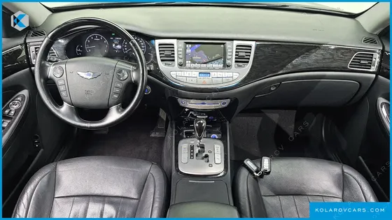 HYUNDAI GENESIS BH330 MODERN
