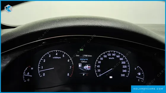 HYUNDAI GENESIS BH330 MODERN