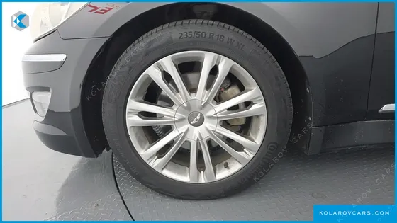 HYUNDAI GENESIS BH 330 LUXURY