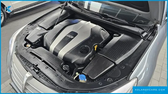 HYUNDAI GENESIS BH330 MODERN