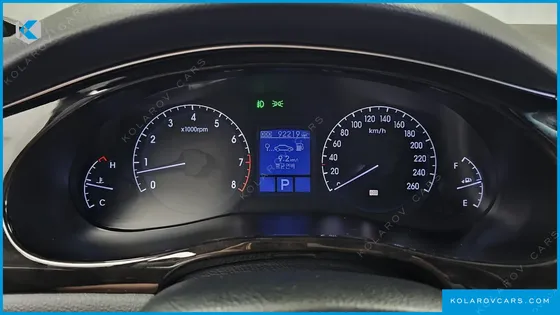 HYUNDAI GENESIS BH330 MODERN