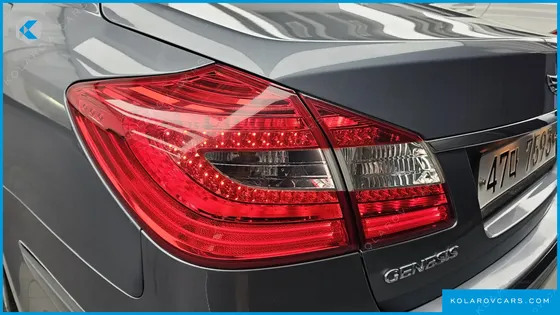 HYUNDAI GENESIS BH330 MODERN