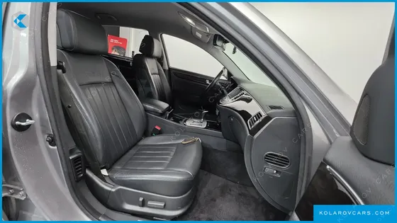 HYUNDAI GENESIS BH 330 GRAND