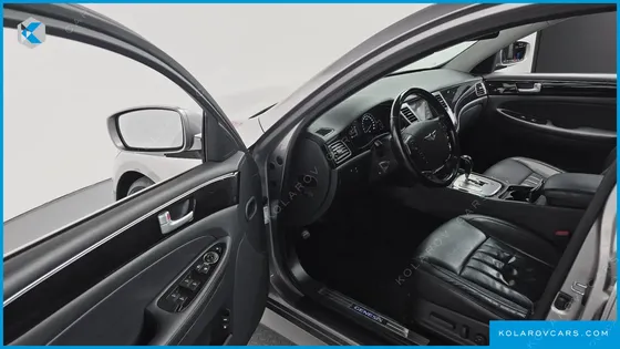 HYUNDAI GENESIS BH 330 GRAND