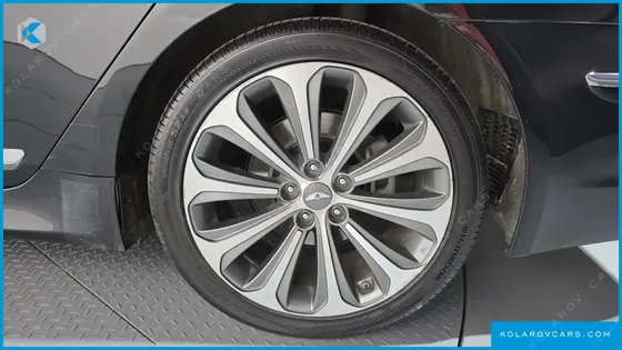 HYUNDAI GENESIS BH330 PREMIUM