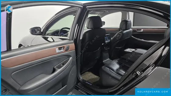 HYUNDAI GENESIS BH330 PREMIUM