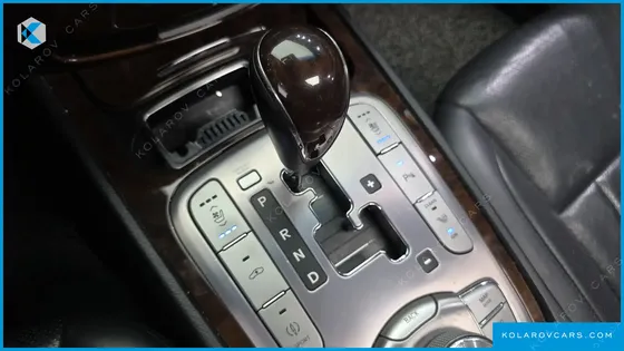 HYUNDAI GENESIS BH 380 ROYAL