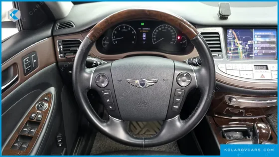 HYUNDAI GENESIS BH 380 ROYAL