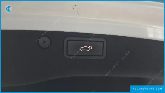 HYUNDAI GENESIS BH 380 ROYAL
