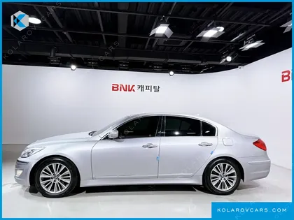 HYUNDAI GENESIS BH330 PREMIUM
