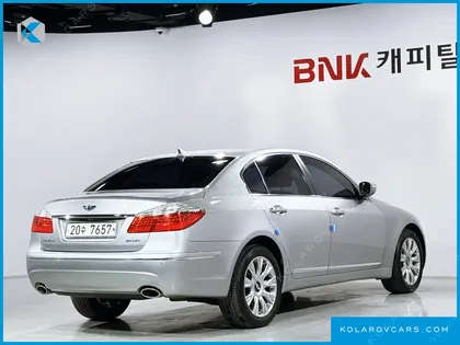 HYUNDAI GENESIS BH 380 ROYAL