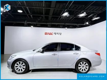 HYUNDAI GENESIS BH 380 ROYAL