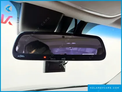 HYUNDAI GENESIS BH 380 ROYAL