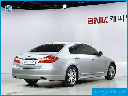 HYUNDAI GENESIS BH 330 LUXURY
