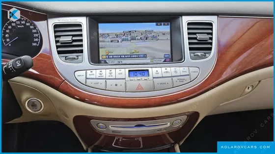 HYUNDAI GENESIS BH 330 GRAND