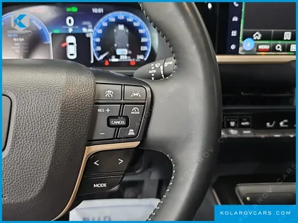 TOYOTA CROWN 2.5 4WD HYBRID