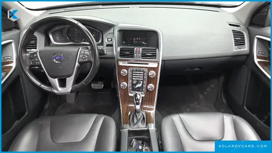 VOLVO XC60 D4