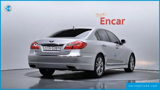 HYUNDAI GENESIS BH 330 LUXURY