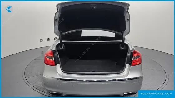 HYUNDAI GENESIS BH 330 LUXURY