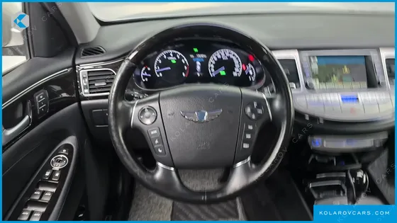 HYUNDAI GENESIS BH 330 LUXURY