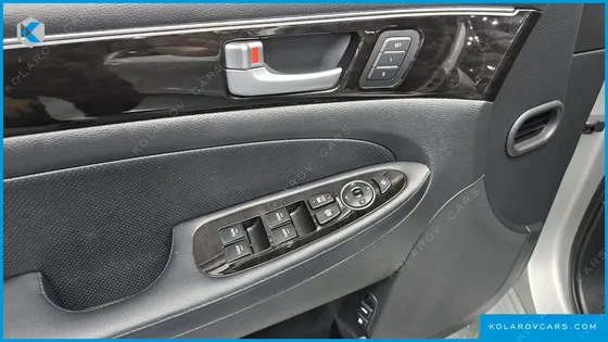 HYUNDAI GENESIS BH 330 LUXURY