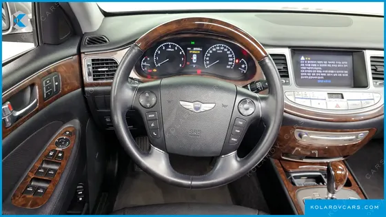 HYUNDAI GENESIS BH 330 LUXURY