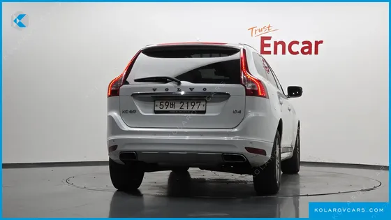 VOLVO XC60 D4