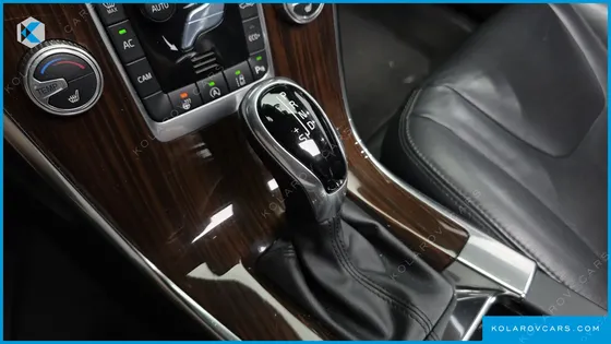 VOLVO XC60 D4
