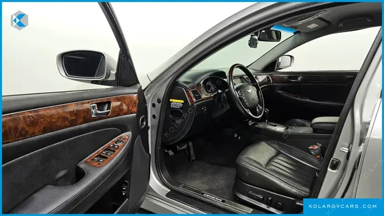 HYUNDAI GENESIS BH 330 GRAND