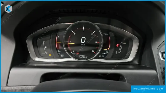 VOLVO XC60 D4