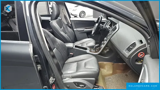 VOLVO XC60 D4